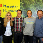 Prominente Runde: v. l. Jan Fitschen, Tina Voß, Michael Greis, Sandra Wallenhorst und Christopher Nordmeyer machen Appetit auf den TUI Marathon in Hannover.