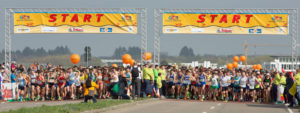 Der Start des Freiburg Marathon 2014. Copyright: Norbert Wilhelmi - FREIBURG MARATHON 2014