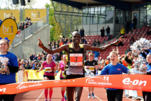 Sieger Kiprotich Kirui. Foto: Kurt-U. Heldmann/heldmann images