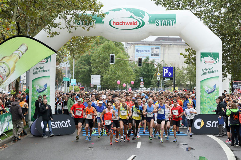 Hochwald Gourmet-Halbmarathon in Saarbrücken beim Start