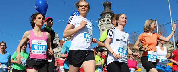 Zeitläuferinnen, die beim Leipzig Marathon im Vorjahr im Einsatz waren. Quelle: Veranstalter Leipzig Marathon