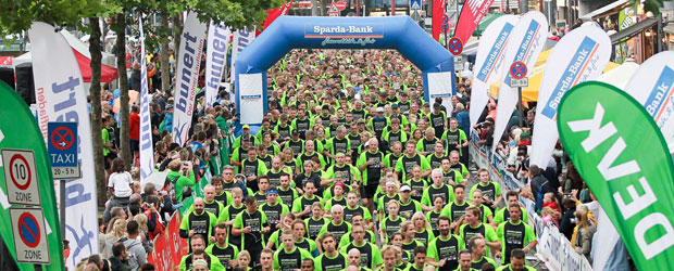 Der Start des Altstadtlaufs in Köln im letzten Jahr 2015. Quelle: pulsschlag