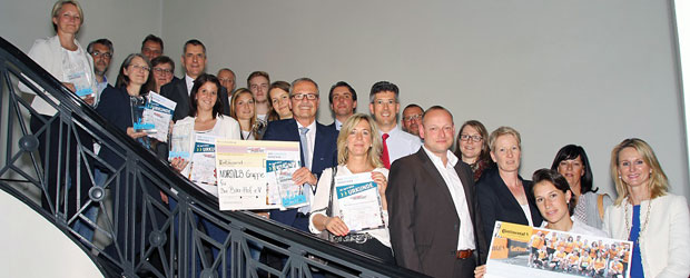 Gruppenfoto der jeweils 1. bis 3. Platzierten Unternehmen. Bildquelle: eichels Event