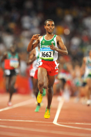 Kenenisa Bekele will zeigen, dass er auf der Marathonstrecke angekommen ist. Foto: SCC EVENTS/PHOTORUN
