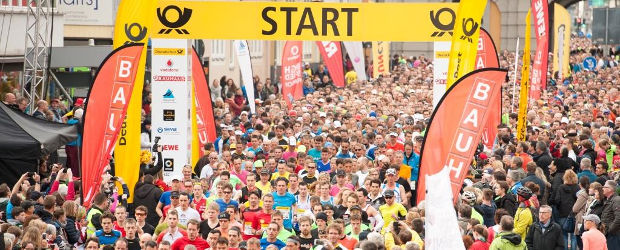 Der Start beim Deutsche Post Marathon Bonn 2016. Foto: MMP