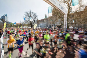 Der Start beim HAJ Hannover Marathon. Fotocredit: eichels: Event GmbH; Christopher Busch