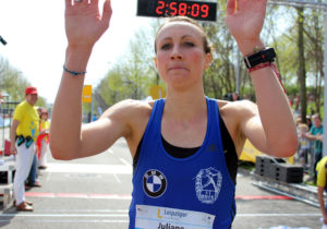 Siegerin Leipzig Marathon 2017. Bildquelle: SachsenSportMarketing GmbH