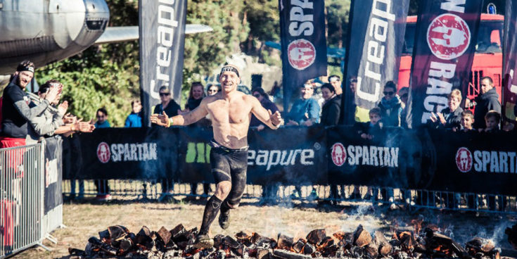 Brendan Hunt gewinnt das Spartan Beast Berlin. Foto: Spartan Germany