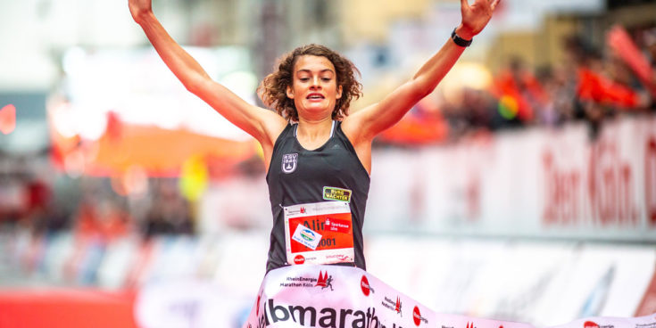 Siegerin Alina Reh beim Kölner Halbmarathon. Copyright: Köln Marathon